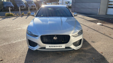 Jaguar XE 2.0 D200 R-Dynamic SE 4dr Auto Diesel Saloon